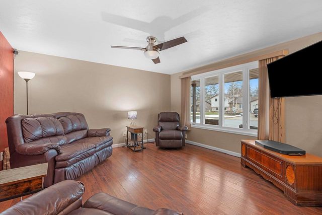 543 DELWICHE ROAD, Green Bay, WI 54302