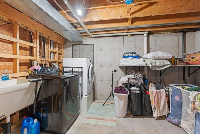 543 DELWICHE ROAD, Green Bay, WI 54302