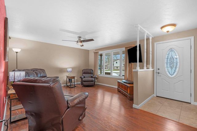 543 DELWICHE ROAD, Green Bay, WI 54302