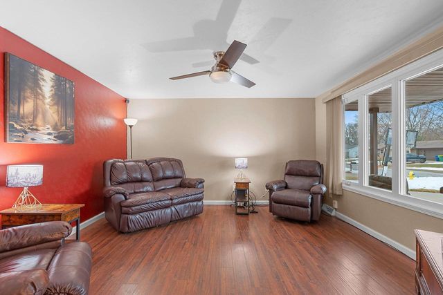 543 DELWICHE ROAD, Green Bay, WI 54302