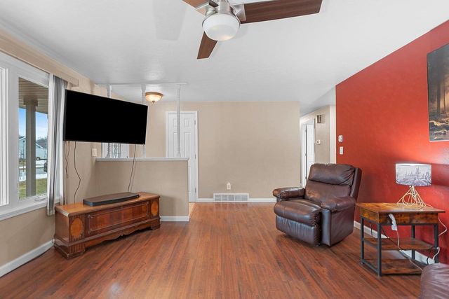 543 DELWICHE ROAD, Green Bay, WI 54302