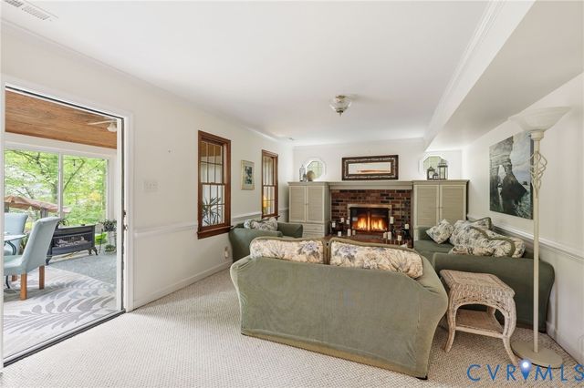 14310 Huntgate Woods Rd, Midlothian, VA 23112