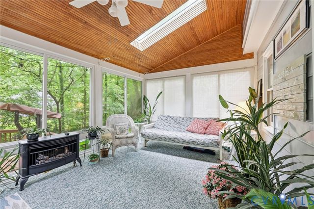 14310 Huntgate Woods Rd, Midlothian, VA 23112