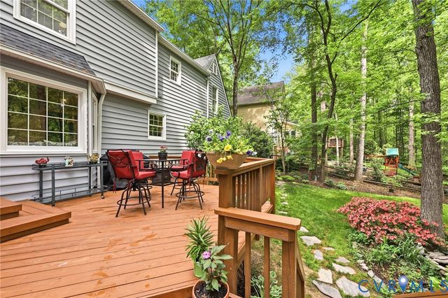 14310 Huntgate Woods Rd, Midlothian, VA 23112