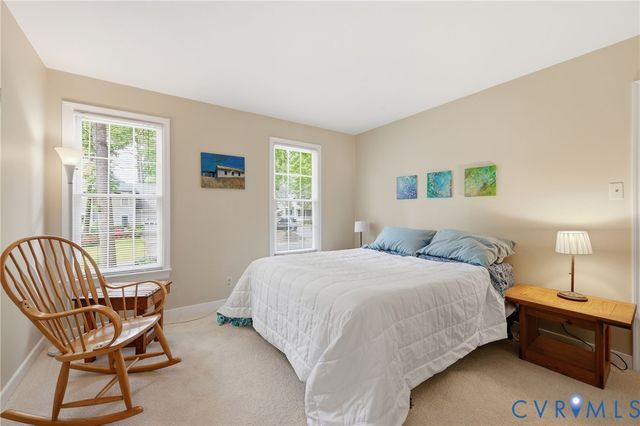 14310 Huntgate Woods Rd, Midlothian, VA 23112