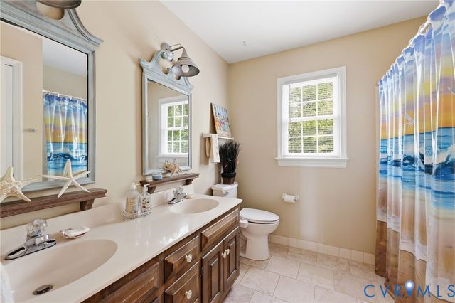 14310 Huntgate Woods Rd, Midlothian, VA 23112