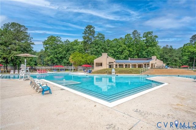 14310 Huntgate Woods Rd, Midlothian, VA 23112