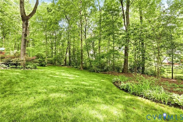 14310 Huntgate Woods Rd, Midlothian, VA 23112