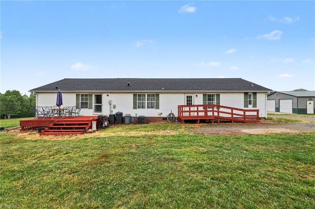 1369 Brims Grove Road, Pinnacle, NC 27043
