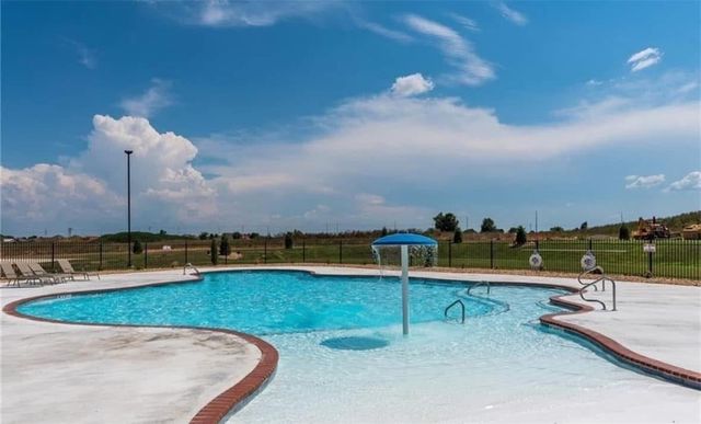 1410 Tuscany Drive, Centerton, AR 72719