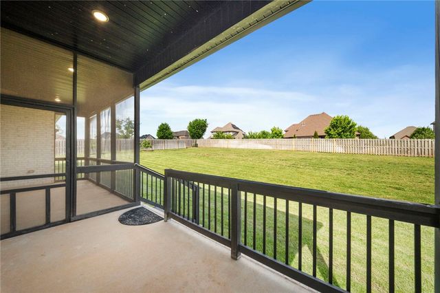 1410 Tuscany Drive, Centerton, AR 72719