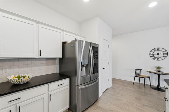 1706 W Broadway Place, Rogers, AR 72758