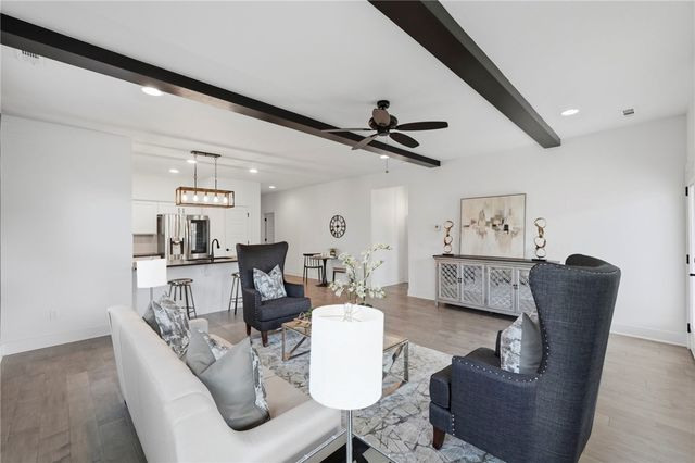 1706 W Broadway Place, Rogers, AR 72758