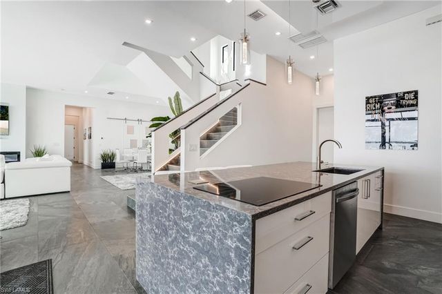 6390 River Club CT, North Fort Myers, FL 33917