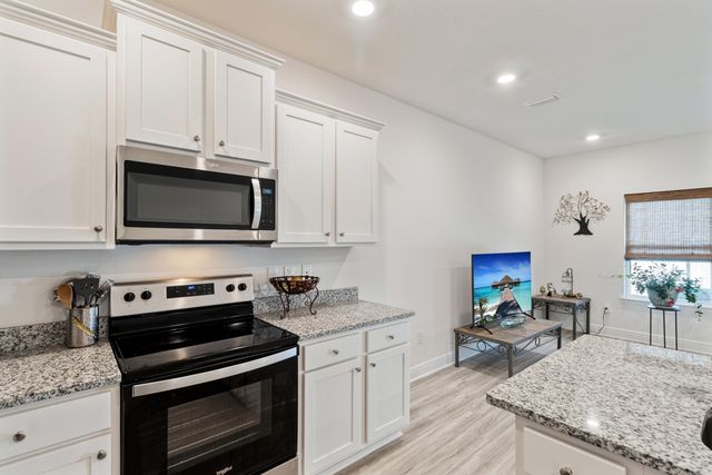 33 Sparrow Avenue, Santa Rosa Beach, FL 32459