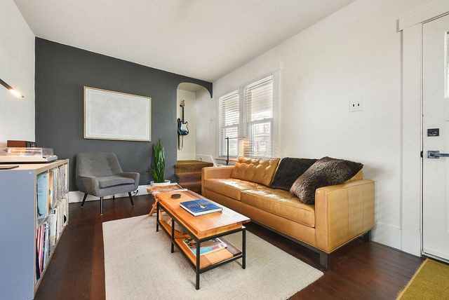 245 E Eugene St, Munhall, PA 15120