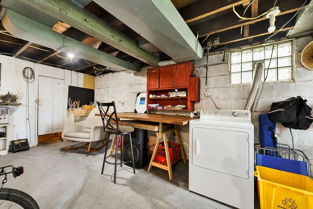 245 E Eugene St, Munhall, PA 15120