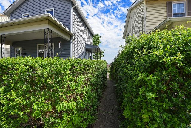 245 E Eugene St, Munhall, PA 15120