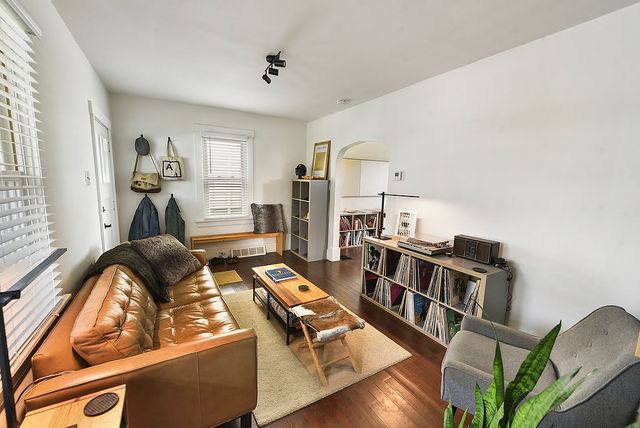 245 E Eugene St, Munhall, PA 15120