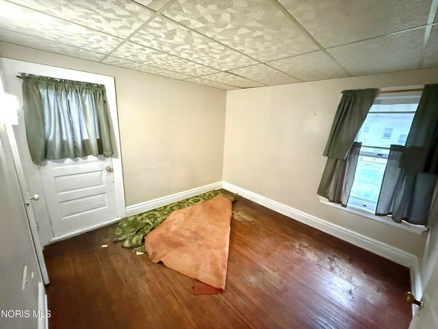 975 Woodland Avenue, Toledo, OH 43607