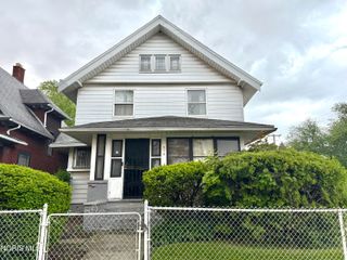 975 Woodland Avenue, Toledo, OH 43607