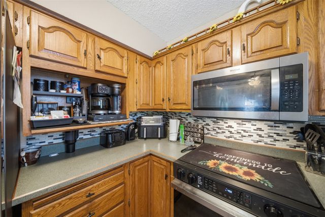 2601 E 40th Street, Des Moines, IA 50317