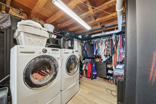 2601 E 40th Street, Des Moines, IA 50317