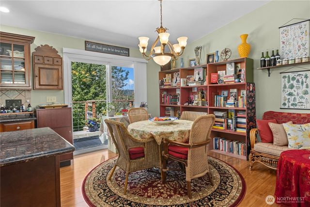 802 Milton Way, Milton, WA 98354