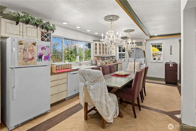 802 Milton Way, Milton, WA 98354