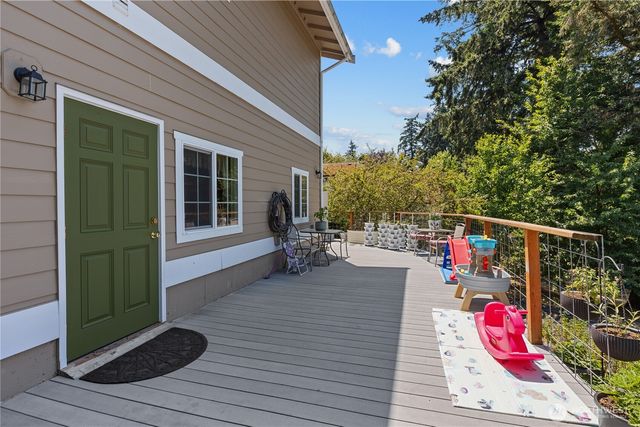 802 Milton Way, Milton, WA 98354