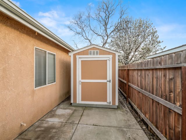 2669 Alamos Avenue, Clovis, CA 93611