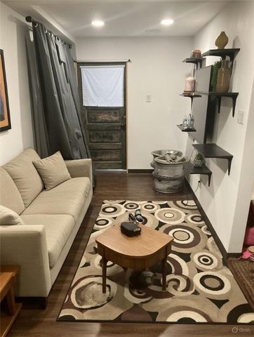 1533 Orangewood Ave, Beechview, PA 15216