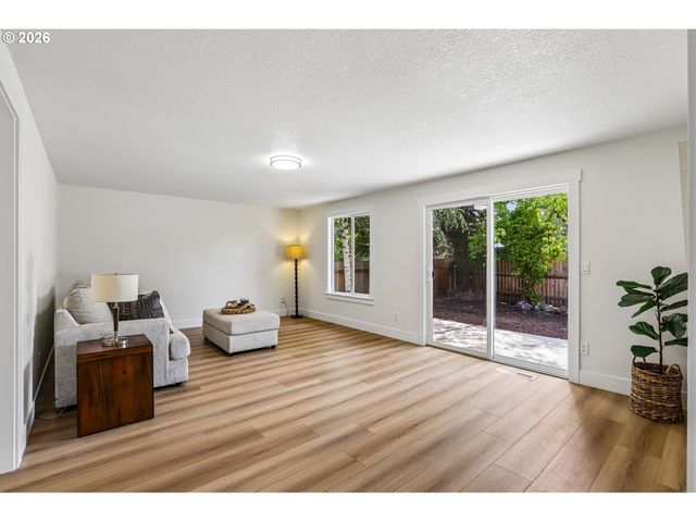 20305 Sw 70TH Ave, Tualatin, OR 97062