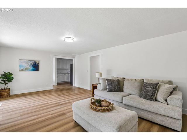 20305 Sw 70TH Ave, Tualatin, OR 97062