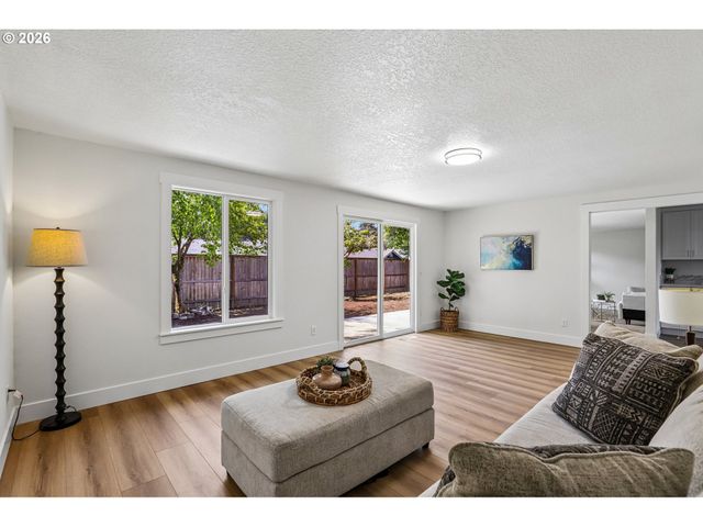 20305 Sw 70TH Ave, Tualatin, OR 97062