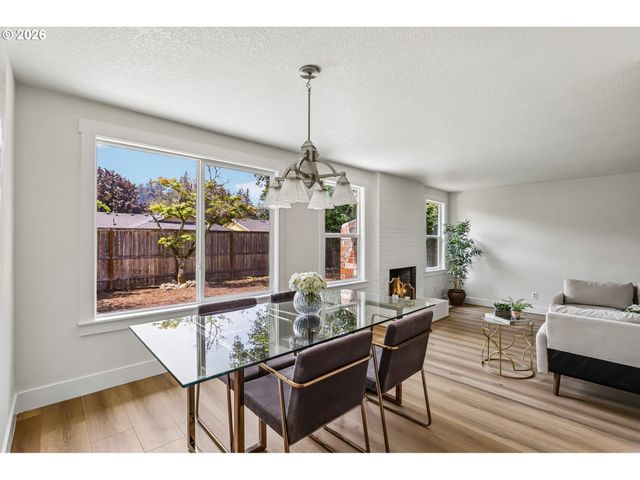 20305 Sw 70TH Ave, Tualatin, OR 97062
