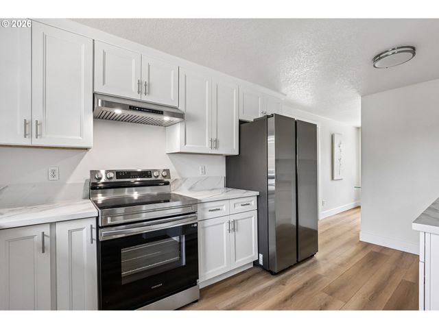 20305 Sw 70TH Ave, Tualatin, OR 97062