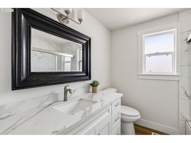 20305 Sw 70TH Ave, Tualatin, OR 97062