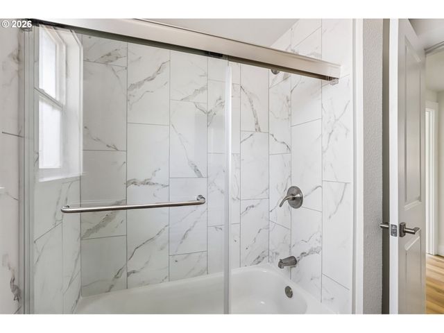 20305 Sw 70TH Ave, Tualatin, OR 97062