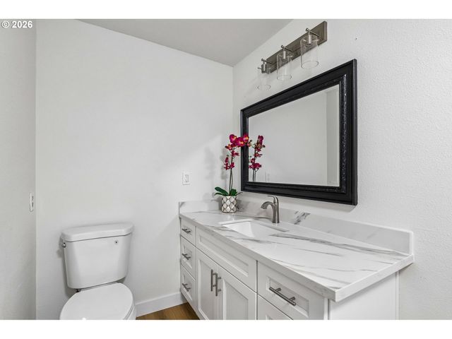 20305 Sw 70TH Ave, Tualatin, OR 97062