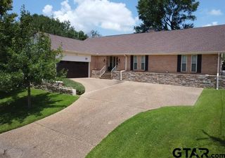 119 Williamsburg Lane, Bullard, TX 75757