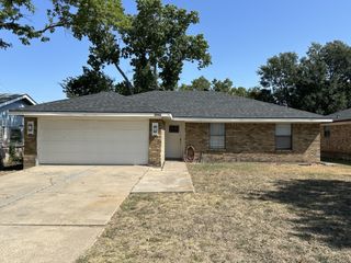 2442 February Lane, Grand Prairie, TX 75050