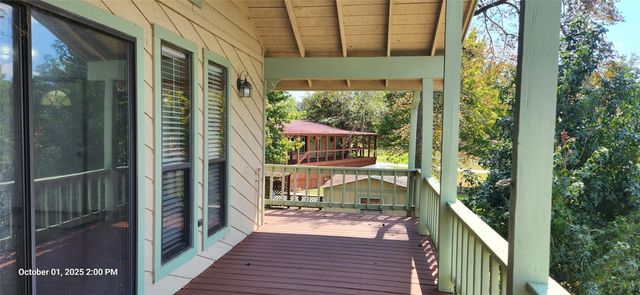 121 N Point Drive N, Trinity, TX 75862
