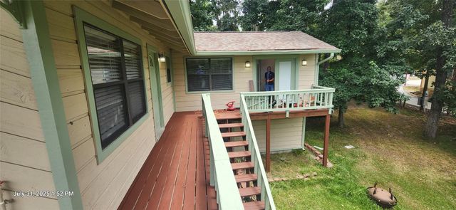 121 N Point Drive N, Trinity, TX 75862