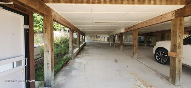 121 N Point Drive N, Trinity, TX 75862