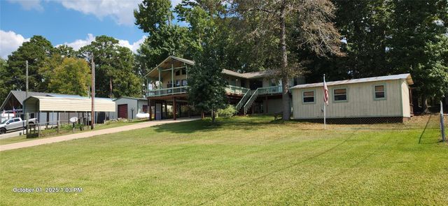 121 N Point Drive N, Trinity, TX 75862