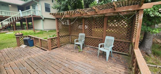 121 N Point Drive N, Trinity, TX 75862