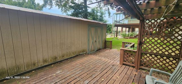 121 N Point Drive N, Trinity, TX 75862
