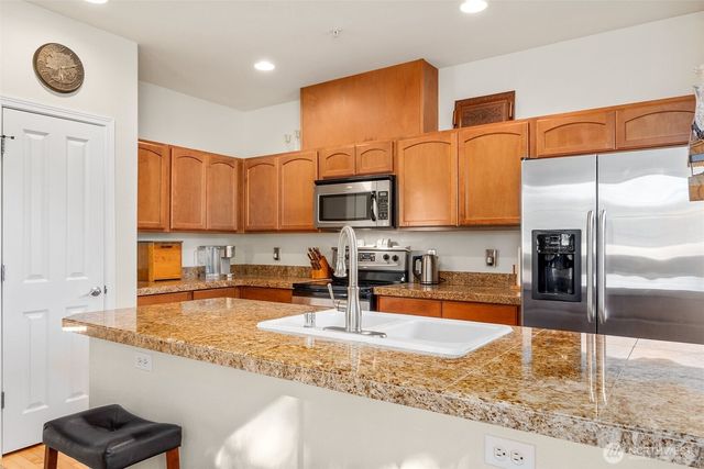 2150 Charles Street #A, Dupont, WA 98327