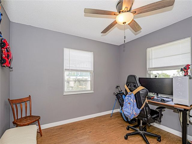 1656 3rd Avenue SW, Vero Beach, FL 32962